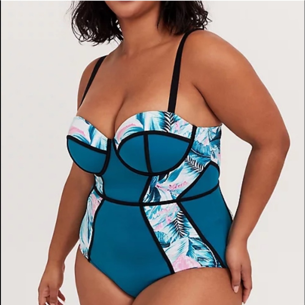 🌴NWT Torrid Palm Print One-Piece Swimsuit 5X🌴 - Picture 1 of 7